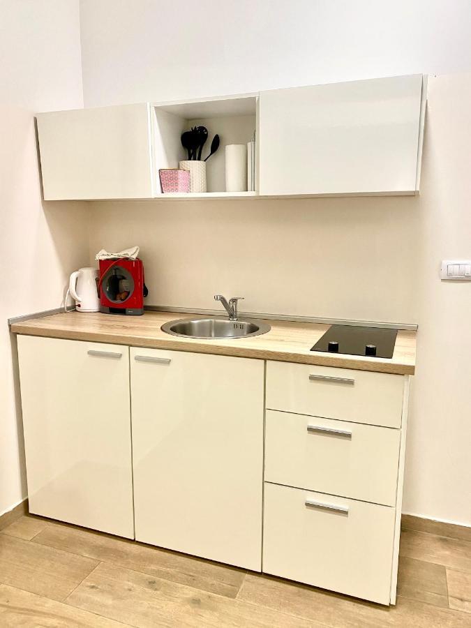 D&A City Center Apartments With Free Parking พูลา ภายนอก รูปภาพ