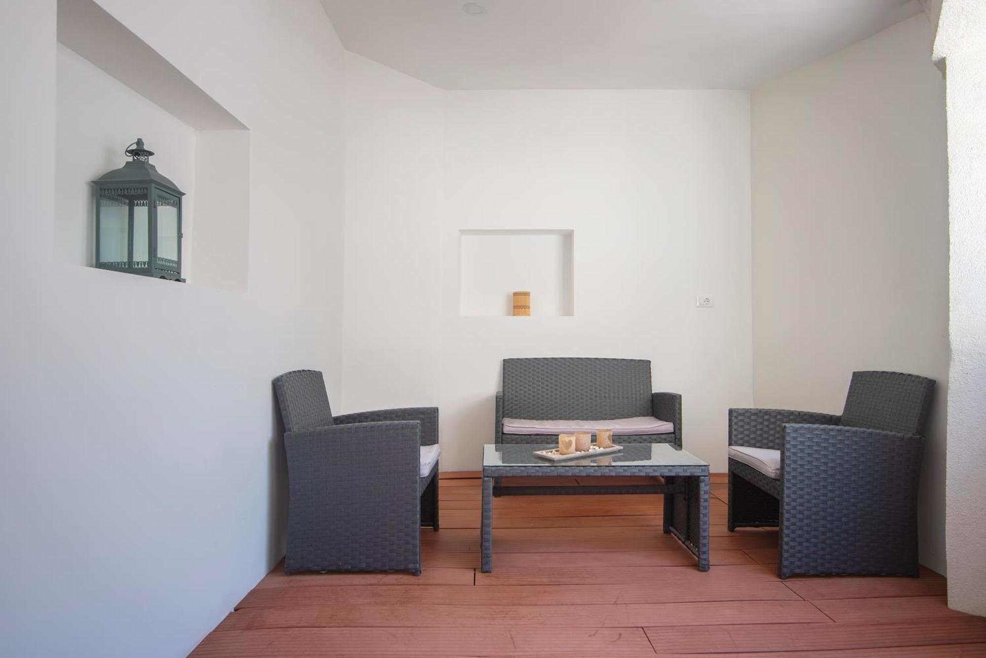 D&A City Center Apartments With Free Parking พูลา ภายนอก รูปภาพ