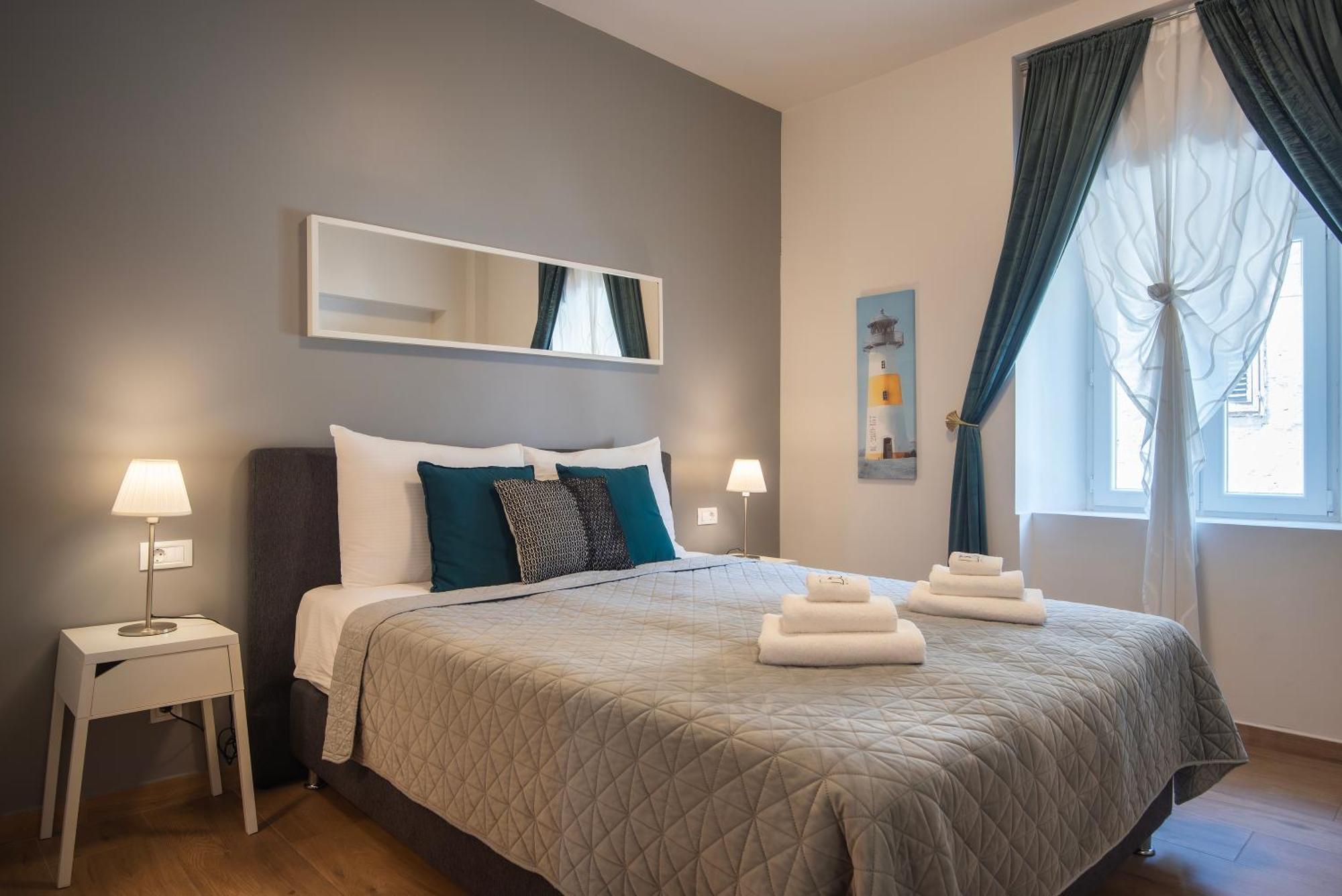 D&A City Center Apartments With Free Parking พูลา ภายนอก รูปภาพ