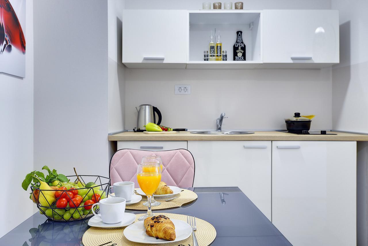 D&A City Center Apartments With Free Parking พูลา ภายนอก รูปภาพ