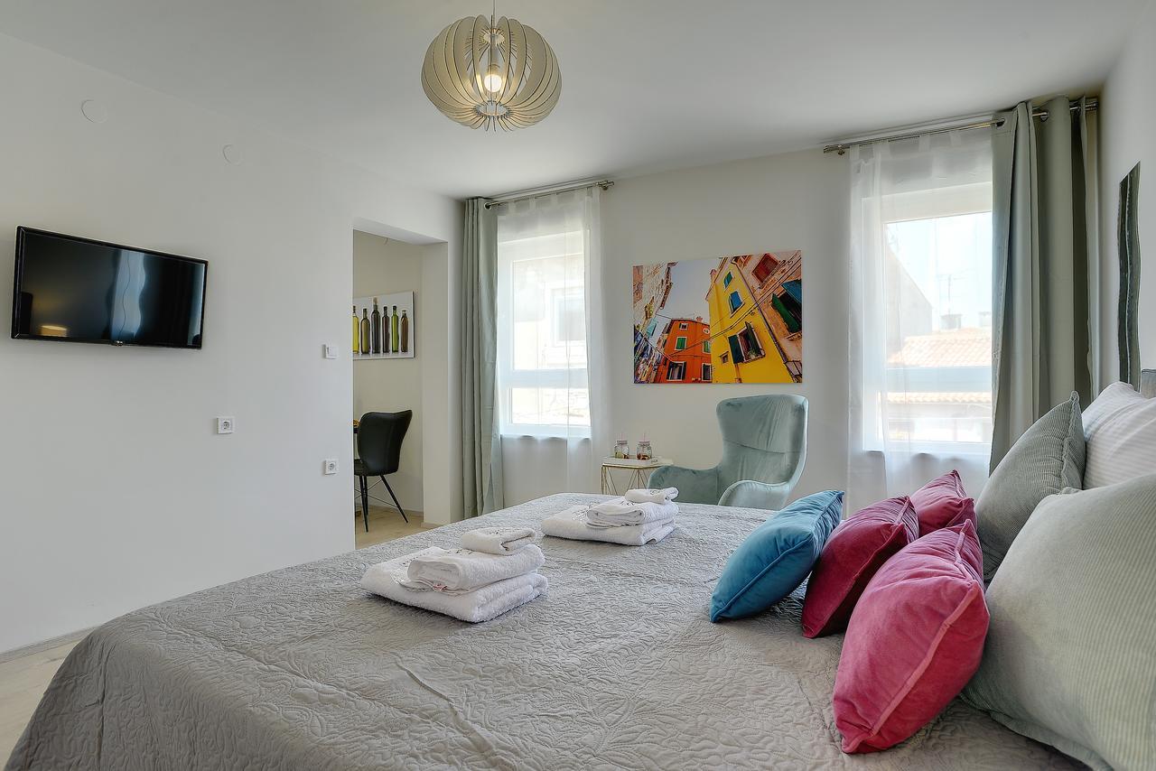 D&A City Center Apartments With Free Parking พูลา ภายนอก รูปภาพ