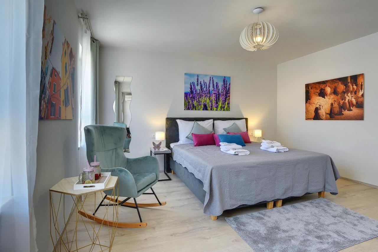 D&A City Center Apartments With Free Parking พูลา ภายนอก รูปภาพ